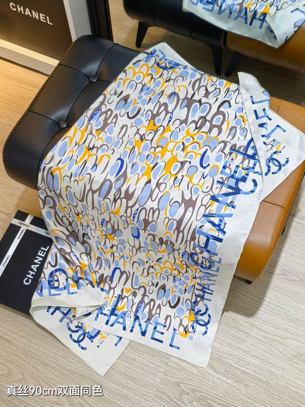 Chanel silk scarf 90X90cm E051725